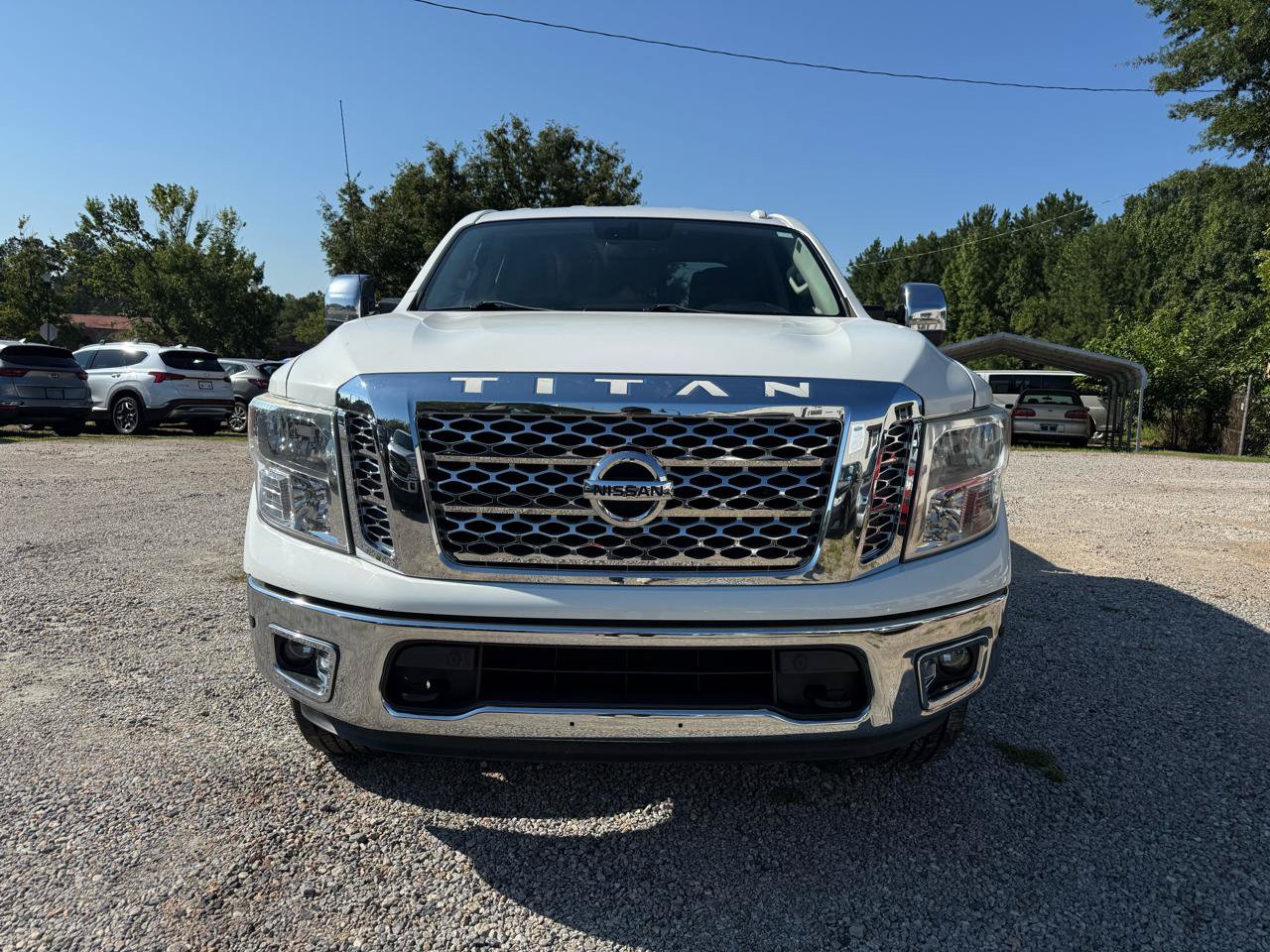 Used 2017 Nissan Titan SV AWD/4WD image 2