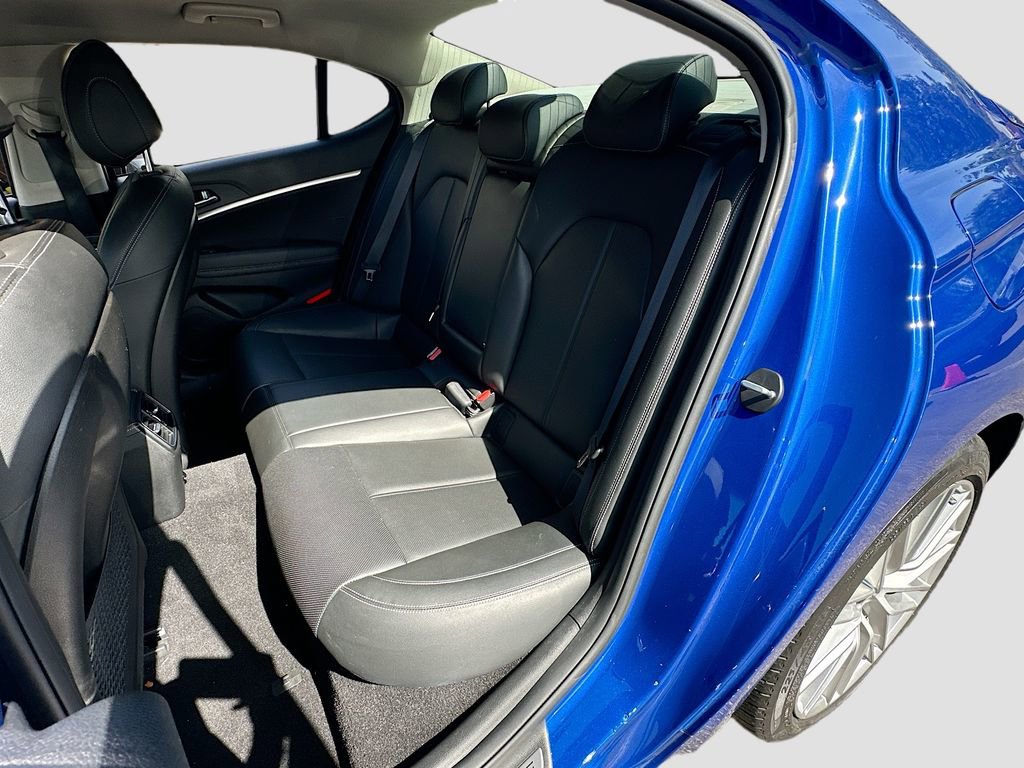 Used 2021 Genesis G70 2.0T image 22