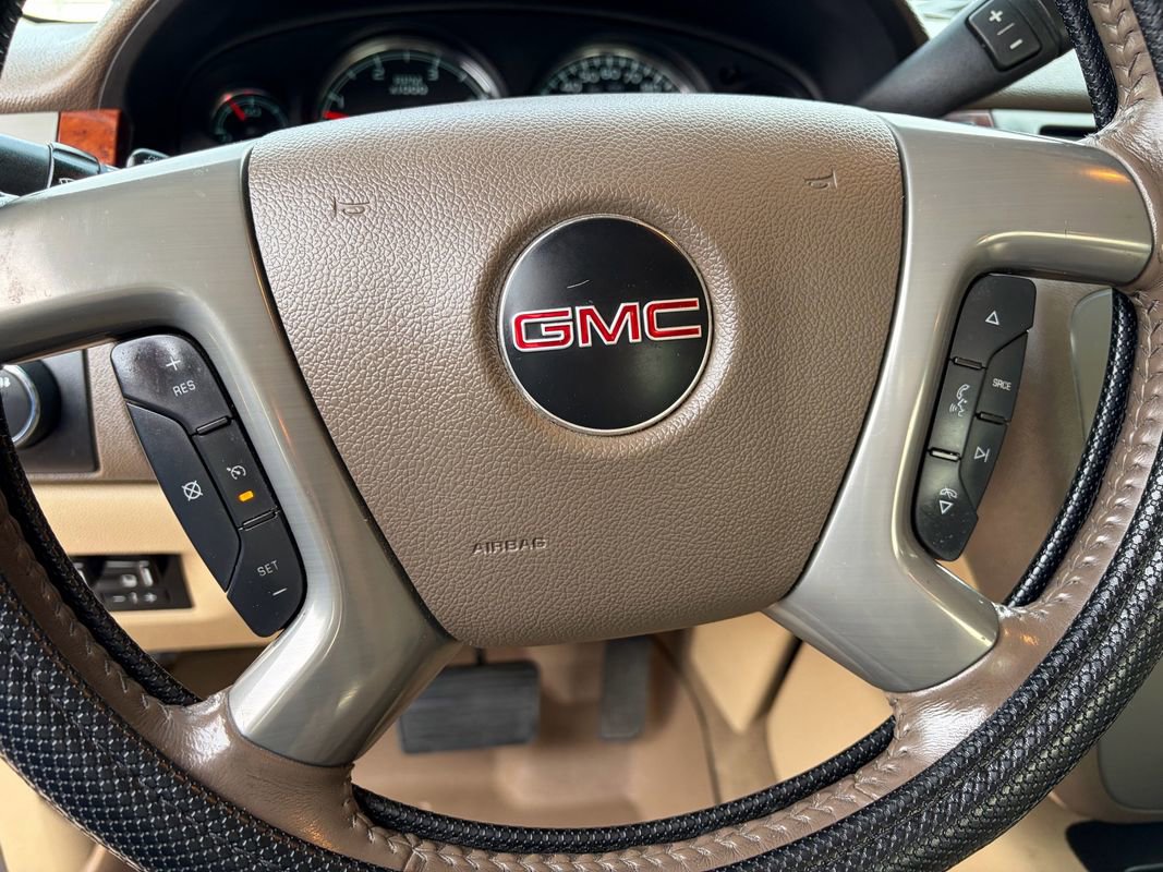 Used 2013 GMC Sierra 3500 SLT w/ SLT Convenience Package image 21