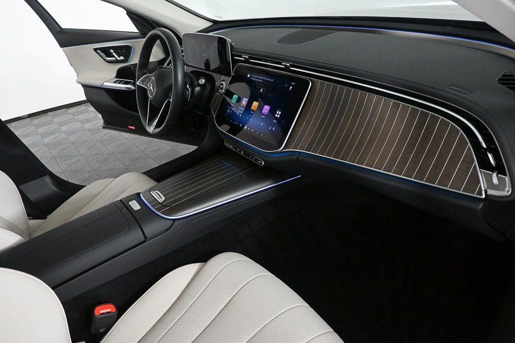 Certified 2025 Mercedes-Benz E 350 Sedan image 22