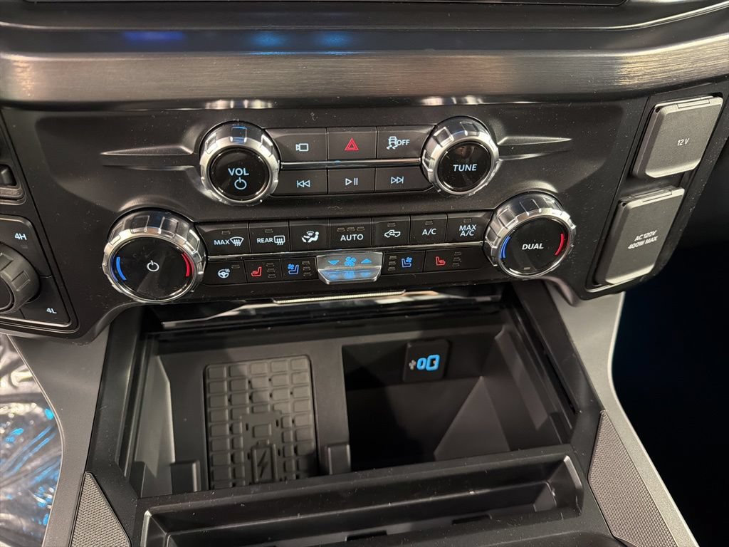 New 2026 Ford F250 Lariat w/ Black Appearance Package AWD/4WD image 12