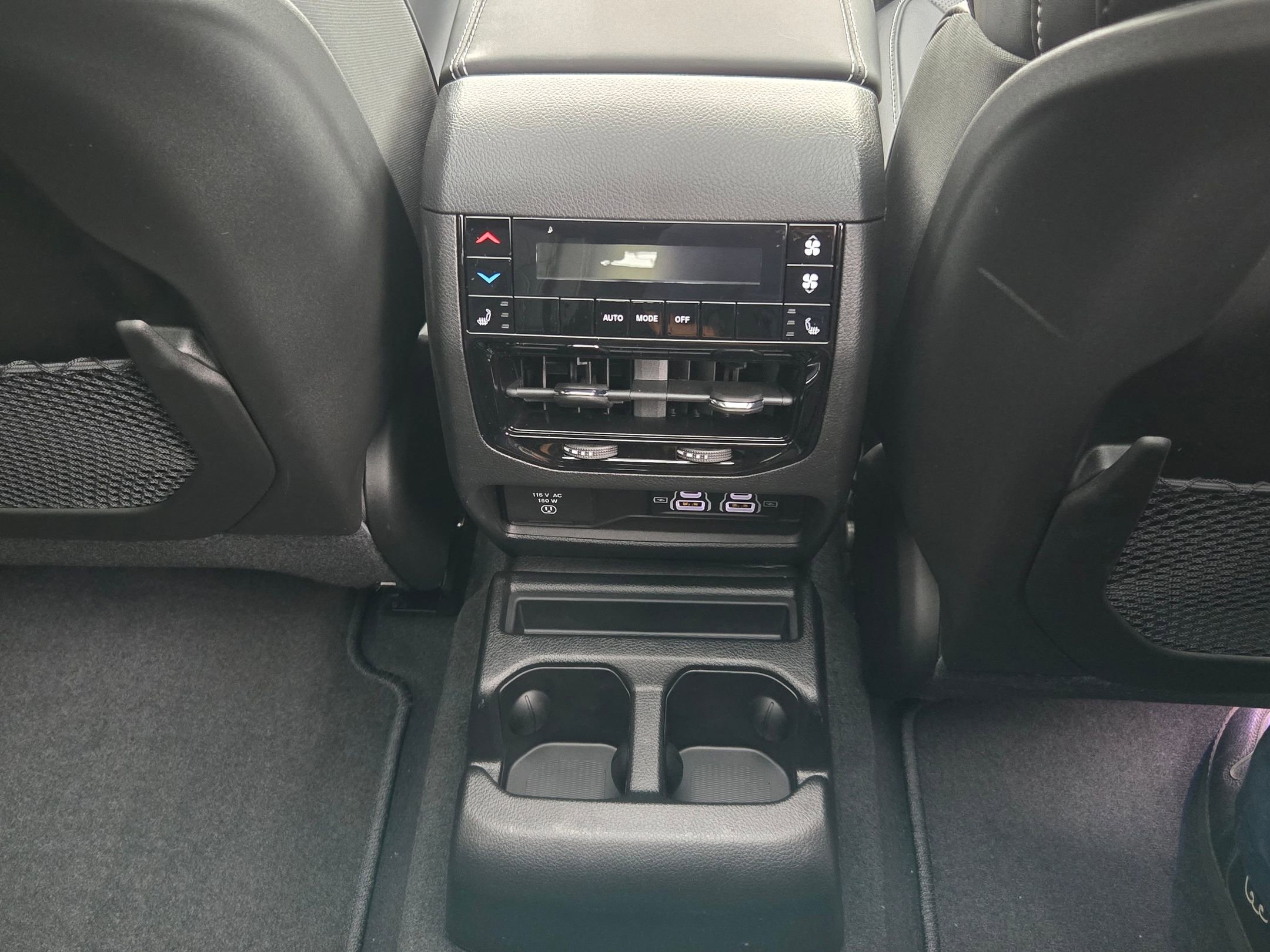 New 2025 Jeep Grand Cherokee L Overland image 24