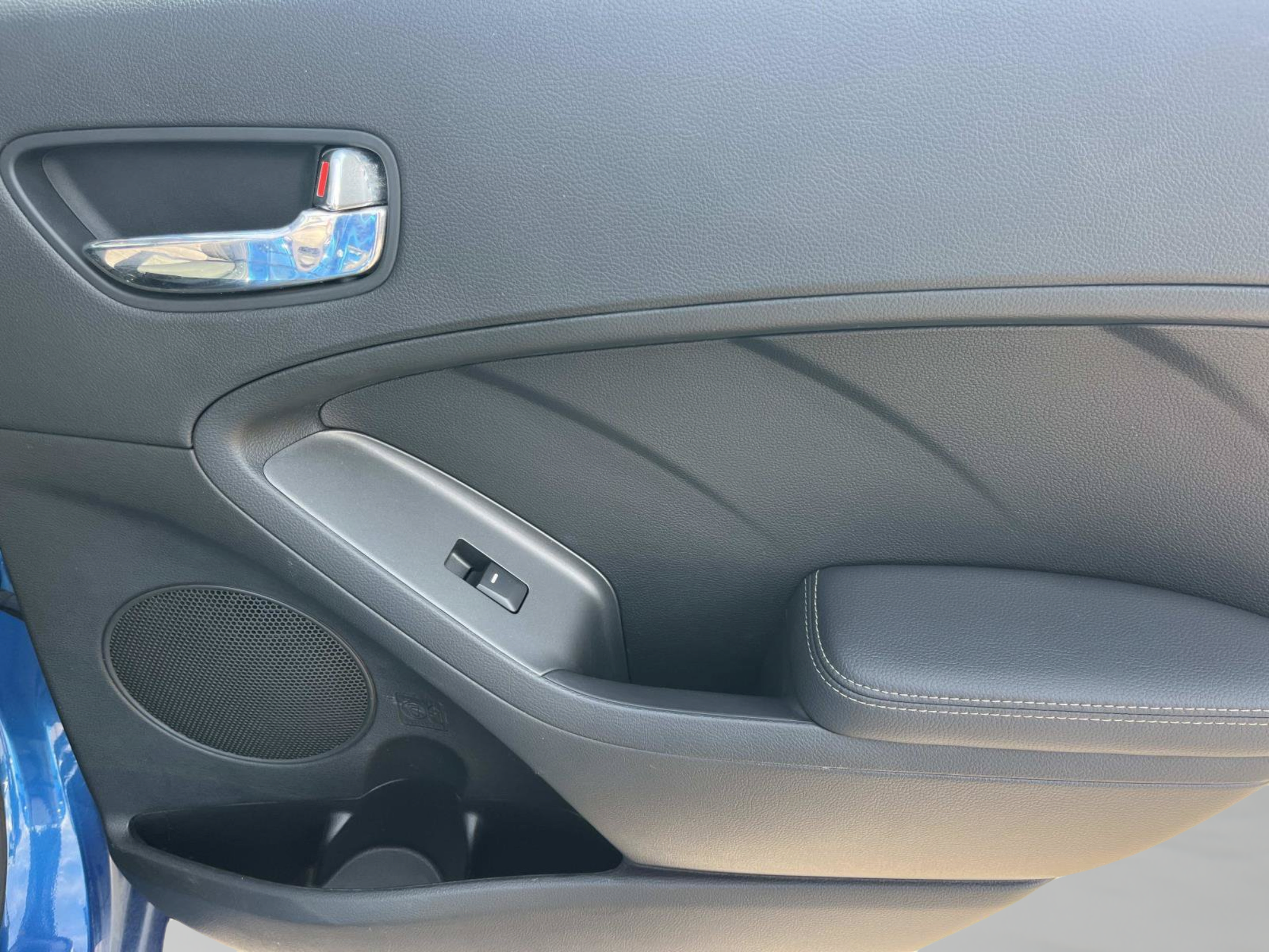 Used 2015 Kia Forte EX FWD image 16