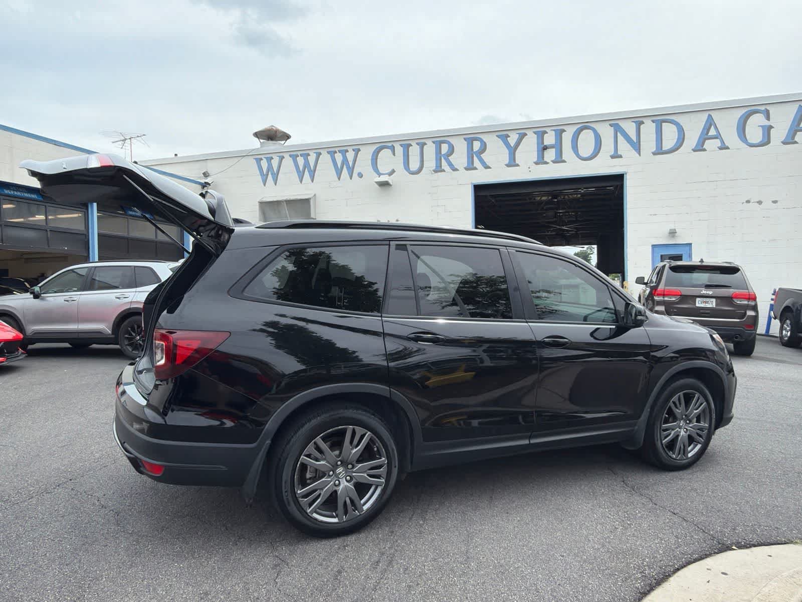 Used 2022 Honda Pilot Sport image 12