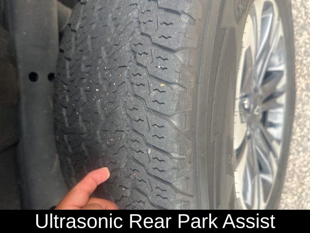 Used 2022 Chevrolet Colorado Z71 image 10