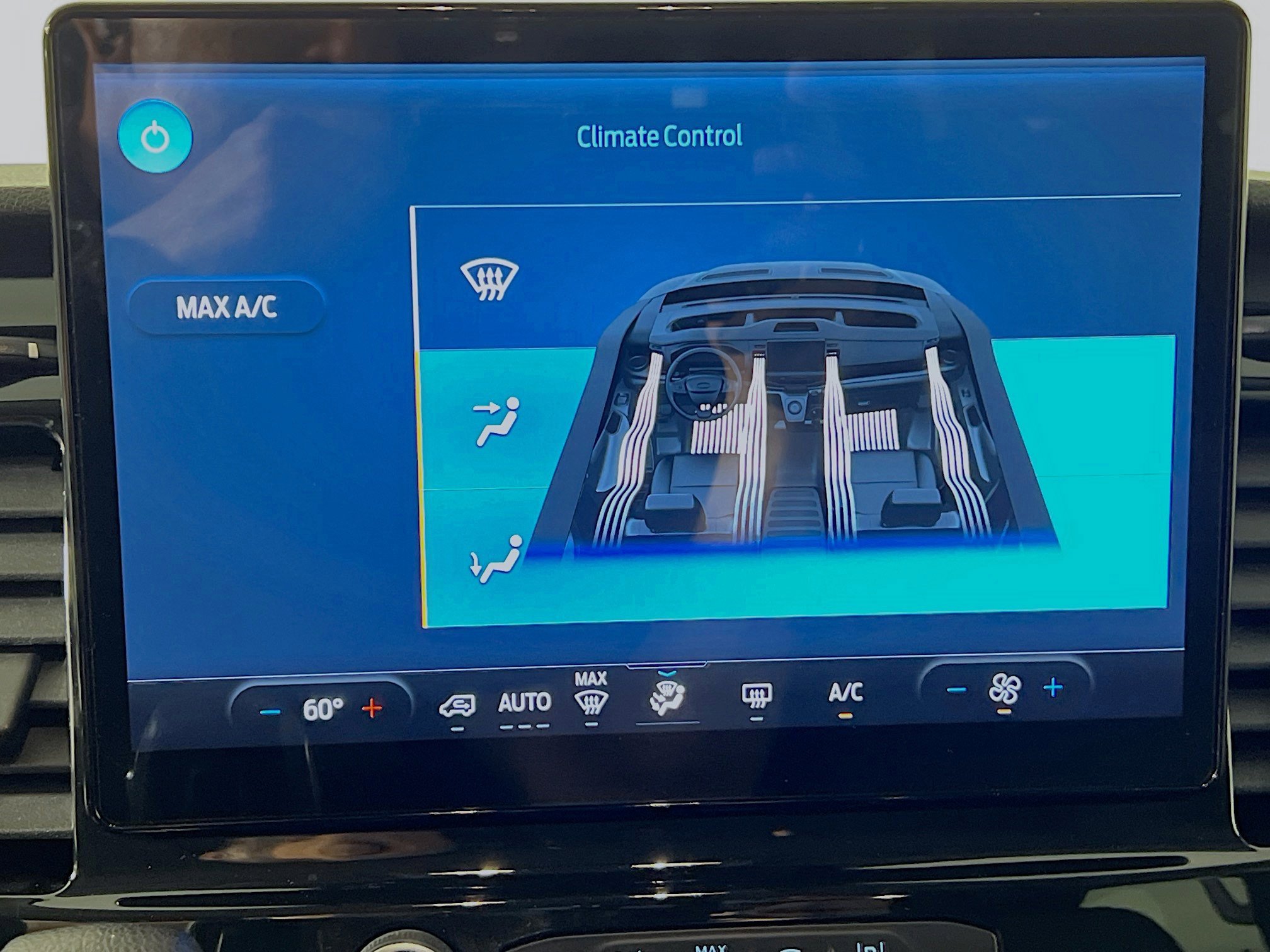 Used 2023 Ford Transit 350 XLT image 23