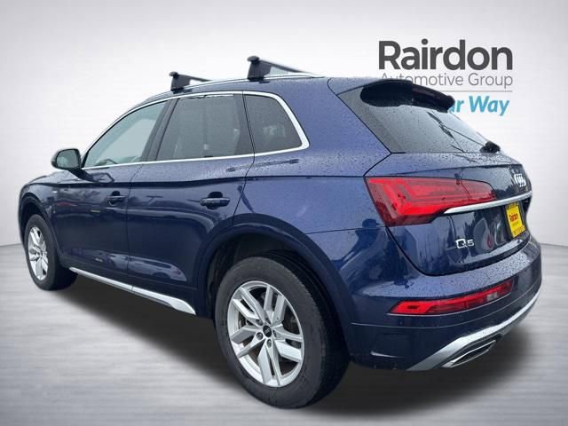 Used 2022 Audi Q5 2.0T Premium w/ Convenience Package image 5
