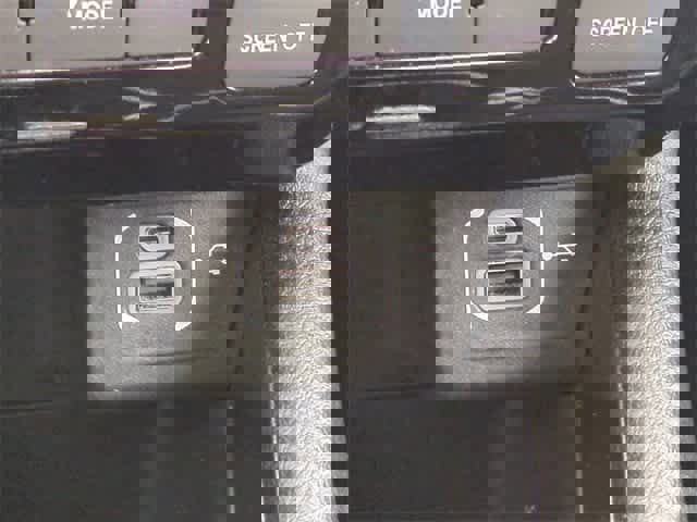 Used 2022 Jeep Compass Sport image 29