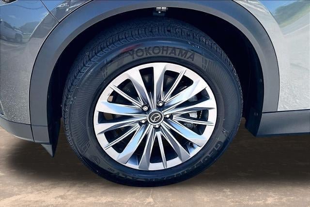 Used 2025 MAZDA CX-90 3.3 Turbo w/ Preferred Package AWD/4WD image 31