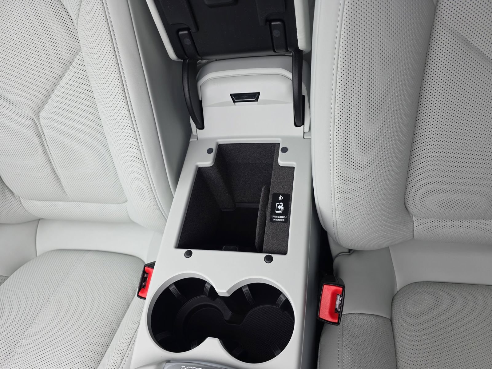 New 2026 Porsche Macan S AWD/4WD image 25