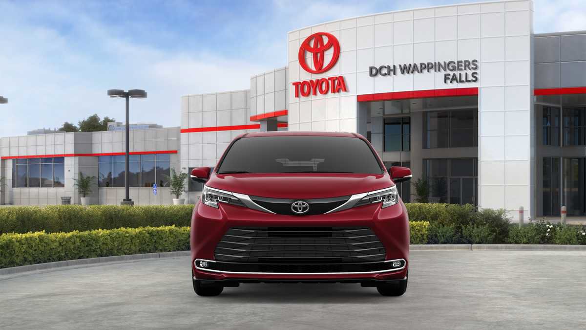 New 2026 Toyota Sienna Limited AWD/4WD image 19