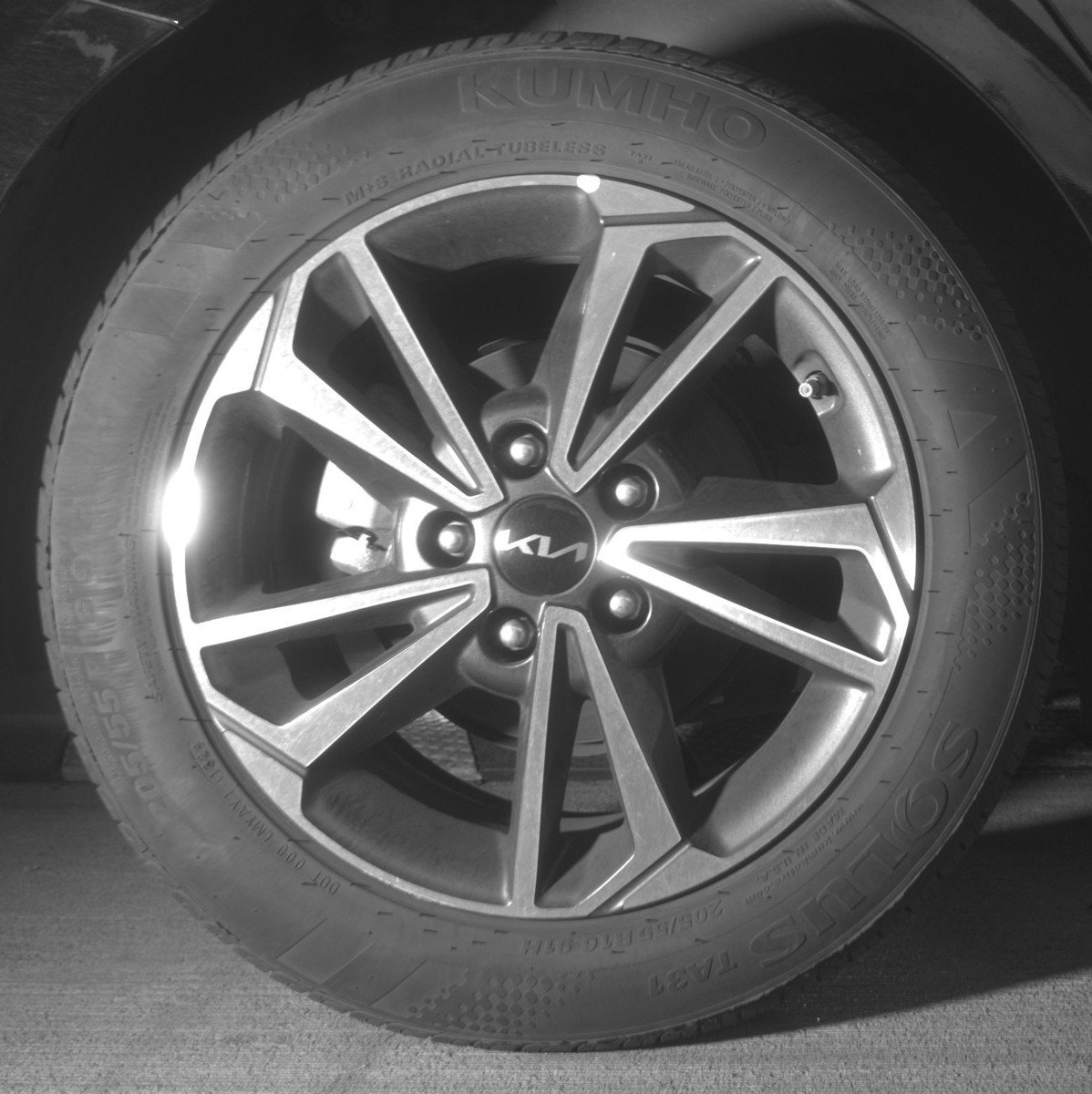 Used 2024 Kia Forte LXS FWD image 15