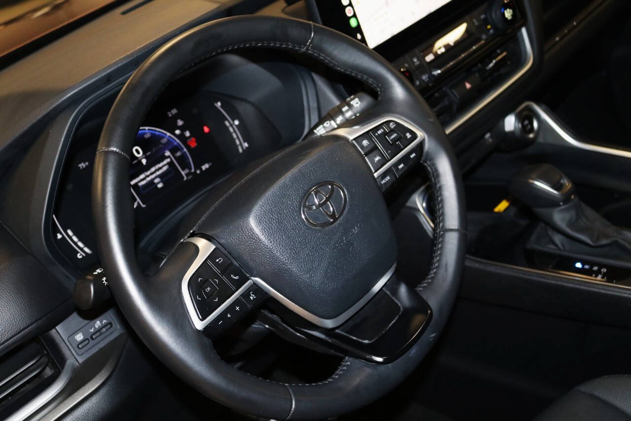Used 2024 Toyota Grand Highlander AWD image 83