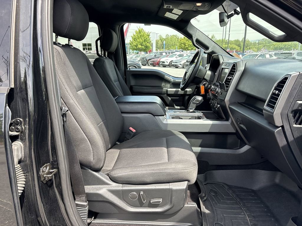 Used 2018 Ford F150 XLT w/ Equipment Group 302A Luxury AWD/4WD image 27
