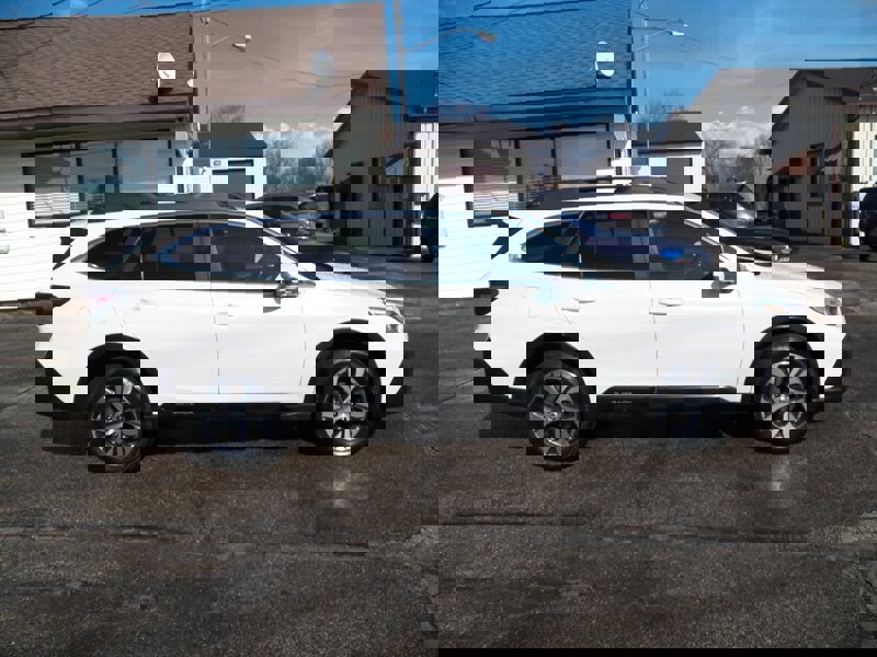 Used 2022 Subaru Outback Limited image 2