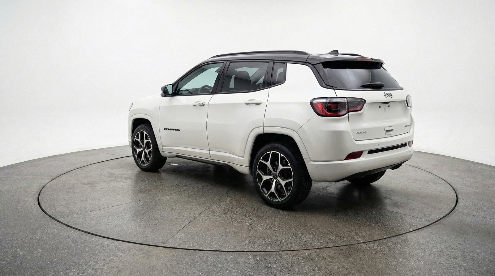 Used 2025 Jeep Compass Limited image 6