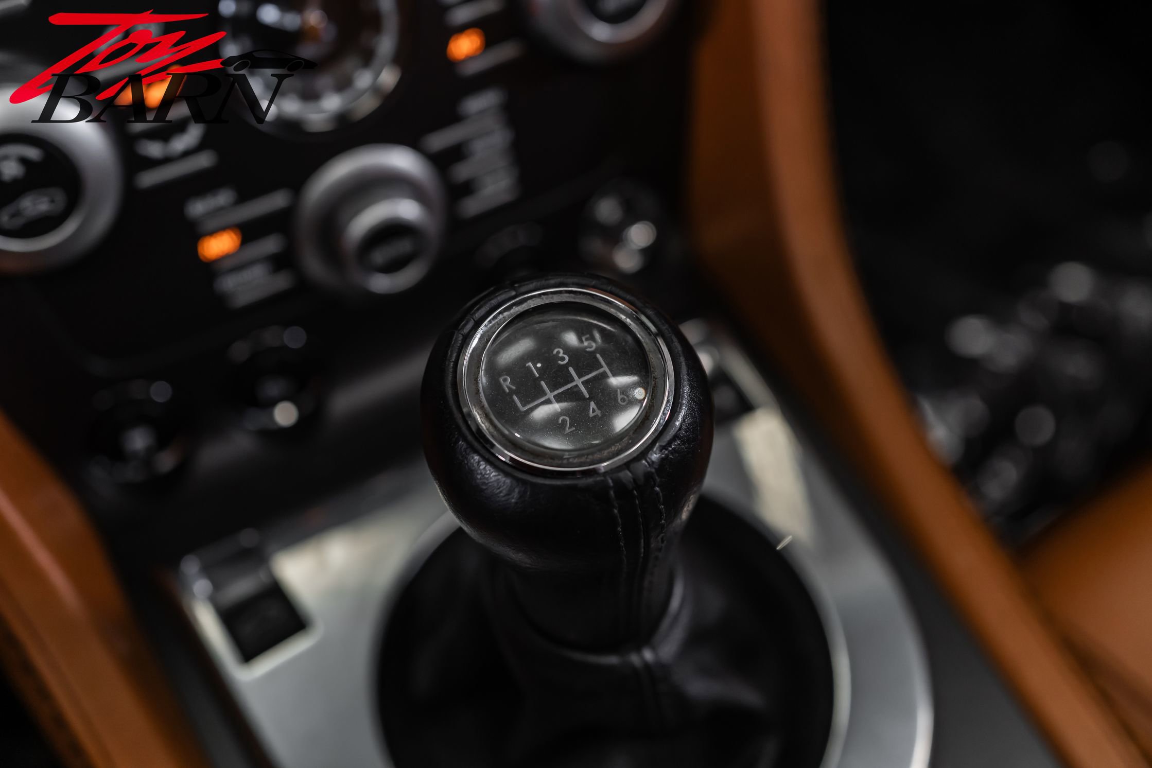 Used 2009 Aston Martin V8 Vantage Roadster RWD image 43
