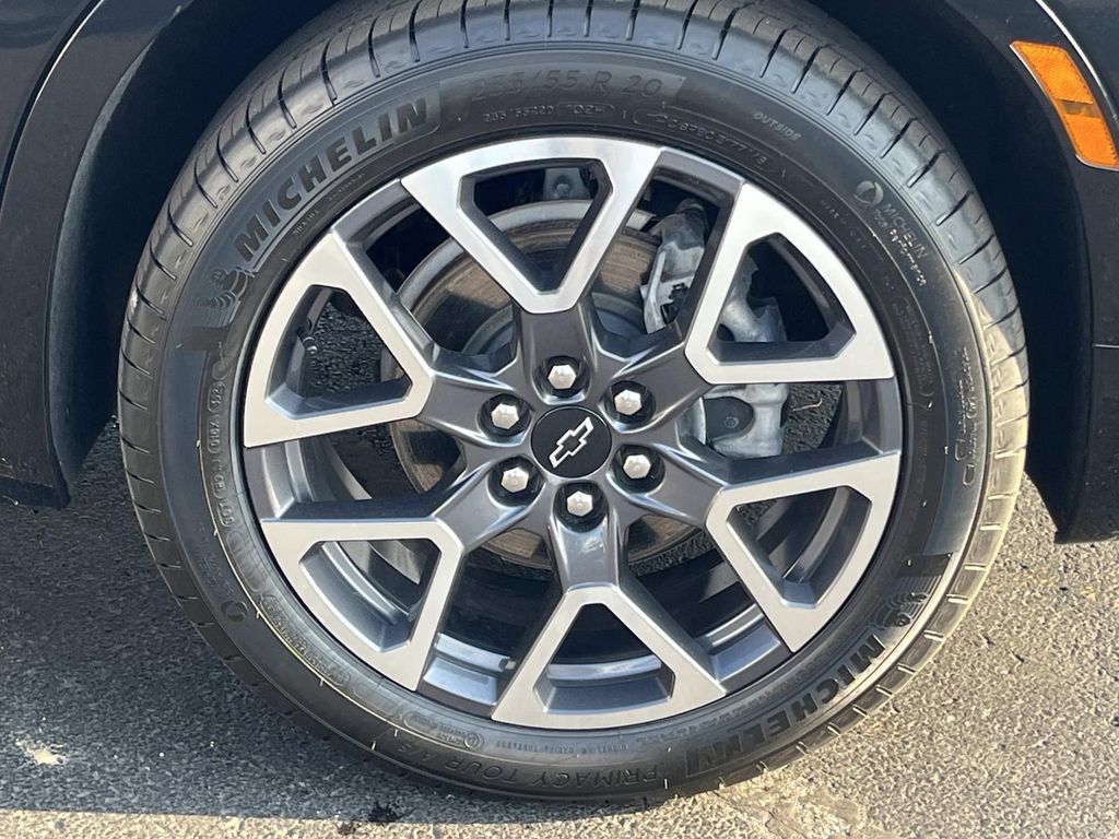 Certified 2023 Chevrolet Blazer RS w/ Driver Confidence II Package image 9