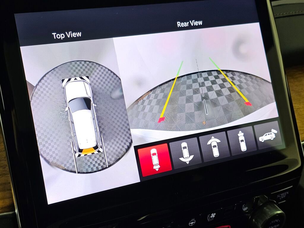 Used 2023 Jeep Grand Cherokee Summit image 31