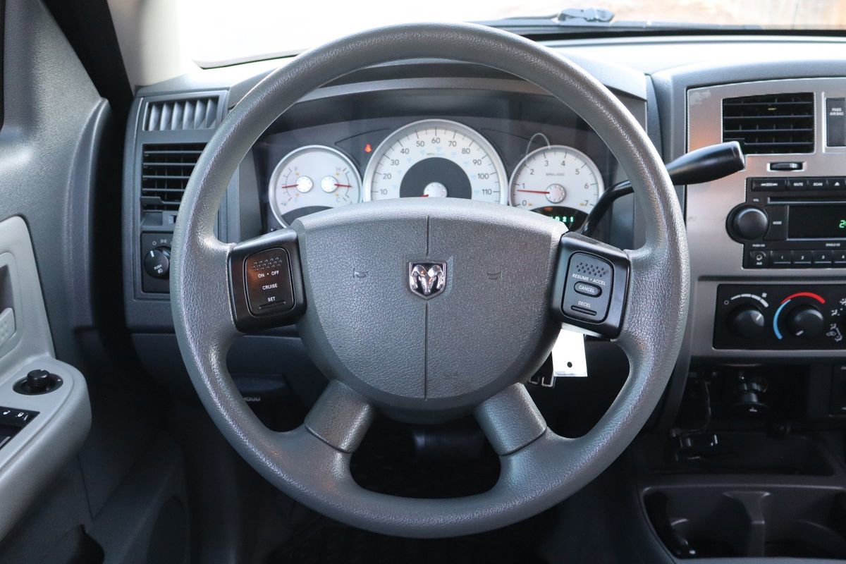 Used 2007 Dodge Dakota SLT image 19