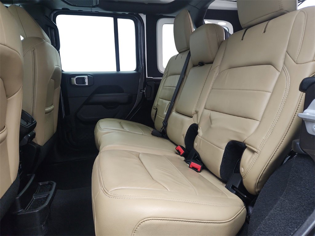 Used 2018 Jeep Wrangler Unlimited Sahara w/ Dual Top Group image 22