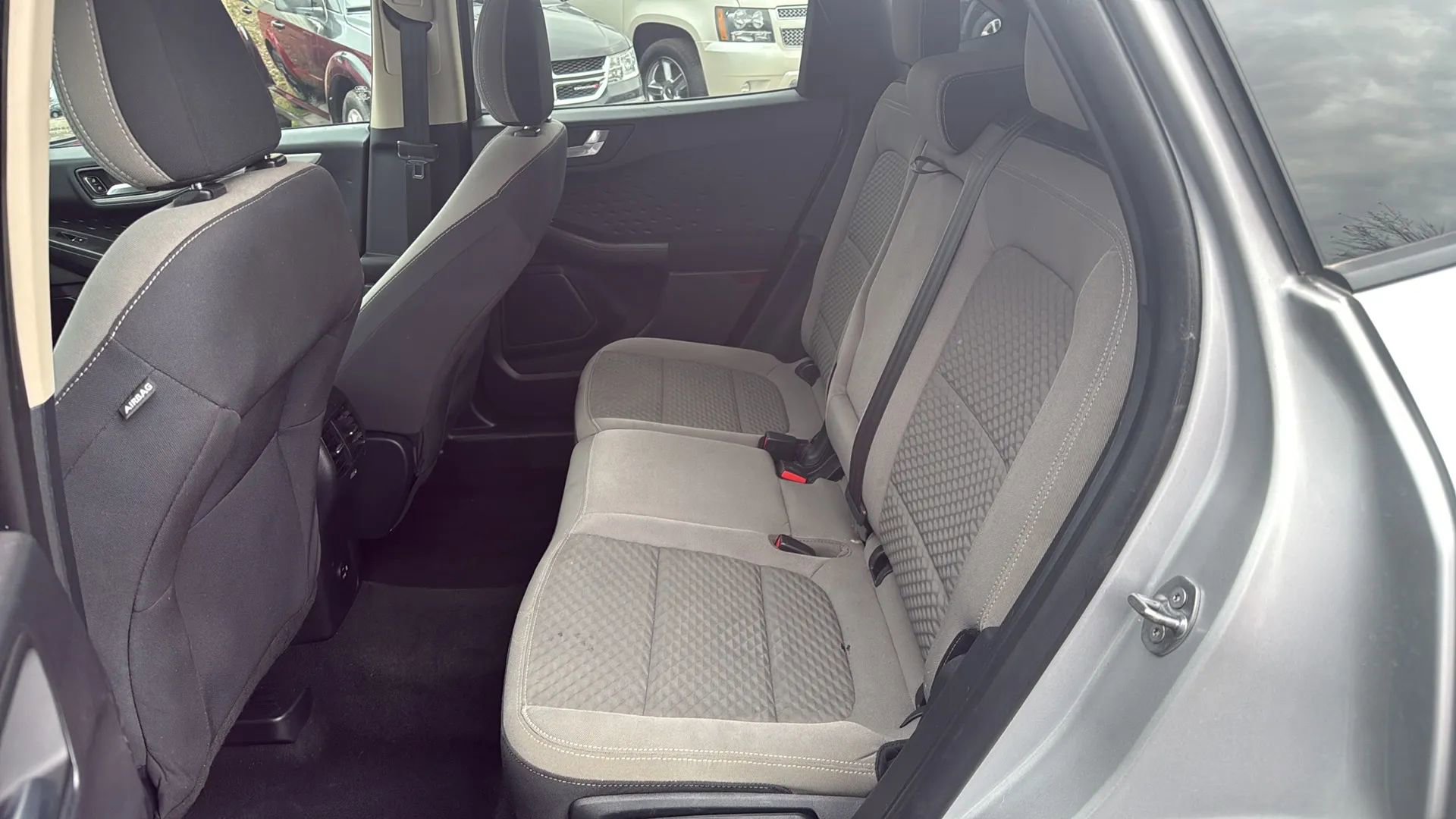 Used 2020 Ford Escape SE image 6