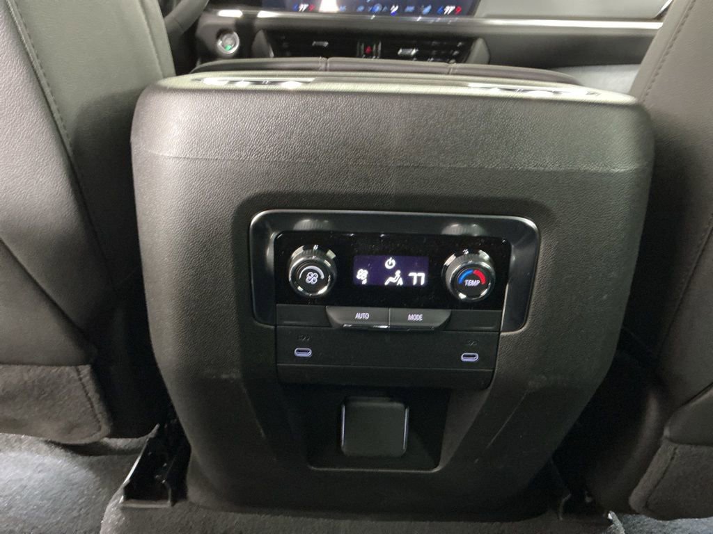 New 2026 Chevrolet Tahoe LT image 24