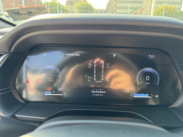 Used 2023 Jeep Grand Cherokee L Altitude image 18