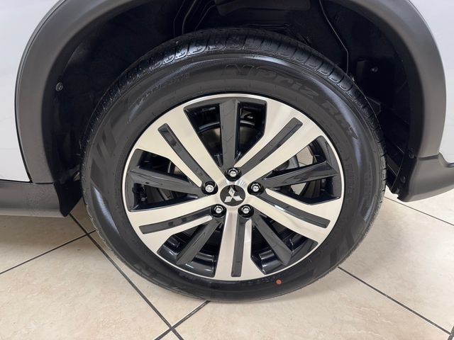 New 2026 Mitsubishi Outlander Sport SEL AWD/4WD image 21