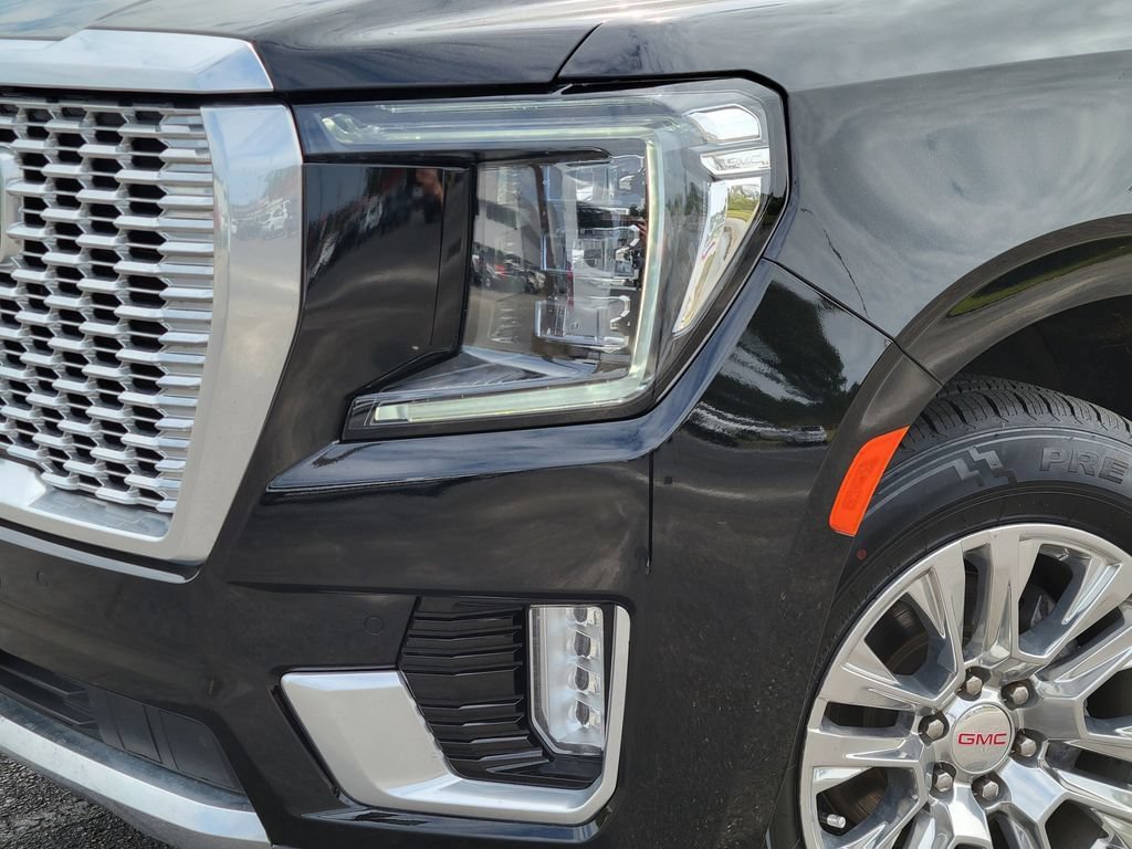 Used 2024 GMC Yukon XL Denali AWD/4WD image 10