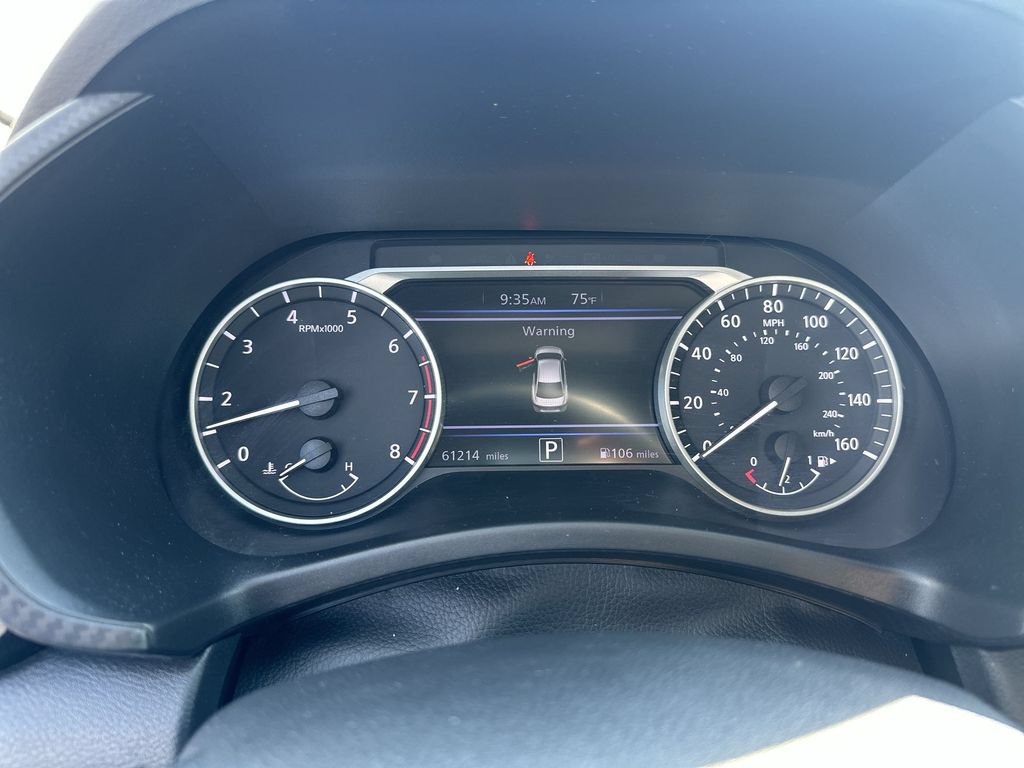 Used 2023 Nissan Sentra SR w/ Electronics Package FWD image 21