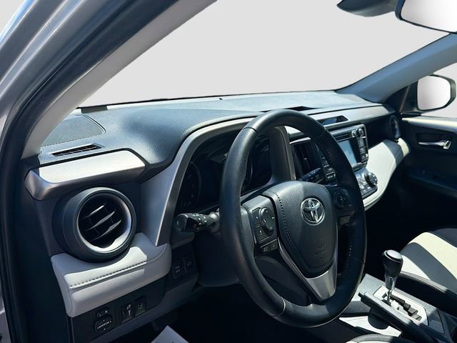 Used 2018 Toyota RAV4 XLE image 25