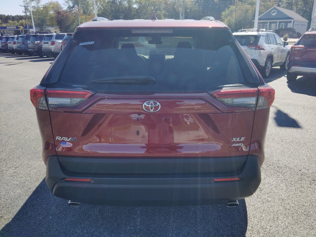 Certified 2024 Toyota RAV4 XLE w/ Convenience Package AWD/4WD image 9