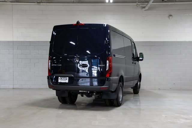 Used 2024 Mercedes-Benz Sprinter 4500 image 6