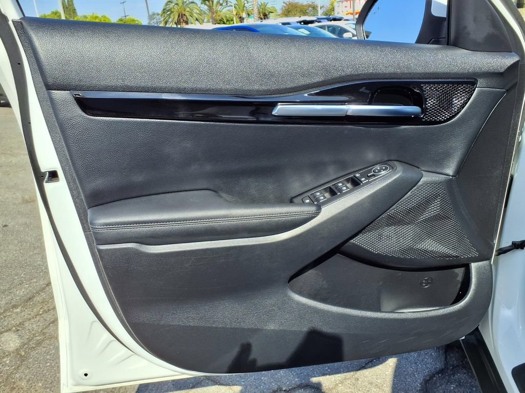 Used 2025 Kia Seltos S FWD image 13