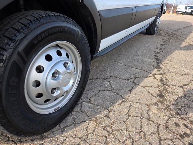 Used 2024 Ford Transit 350 XLT image 43