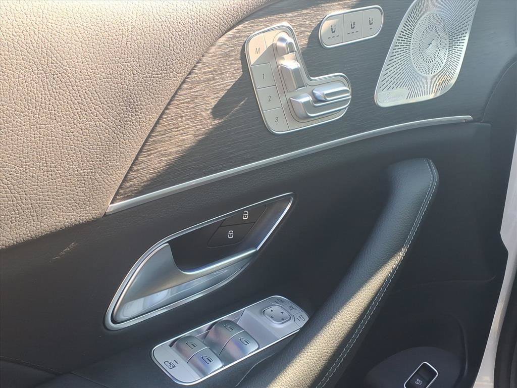 New 2026 Mercedes-Benz GLS 450 4MATIC image 11
