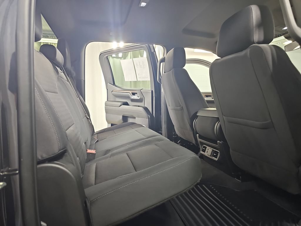 Certified 2024 Chevrolet Silverado 1500 LT AWD/4WD image 14