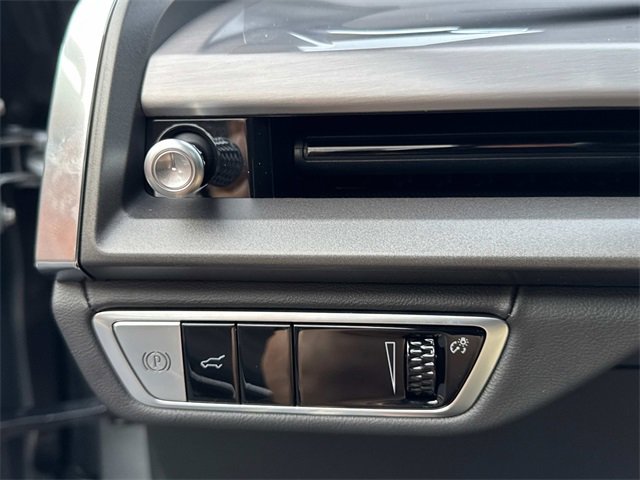 New 2026 Cadillac Vistiq Sport image 35