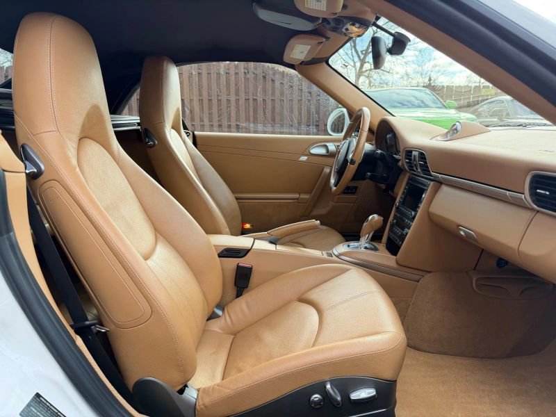 Used 2012 Porsche 911 Carrera 4S image 18