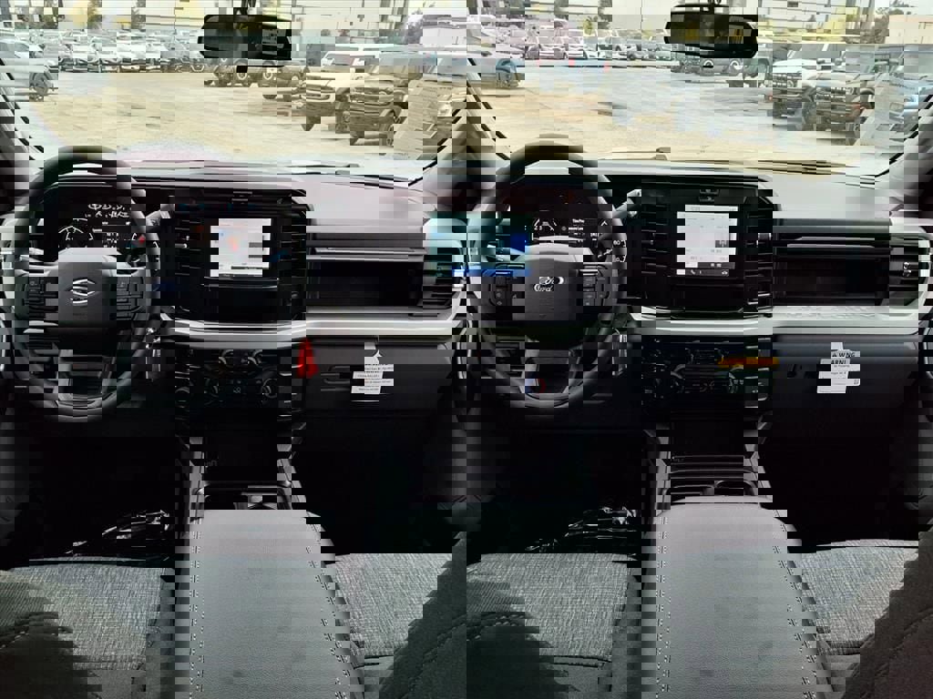 New 2026 Ford F250 XLT w/ FX4 Off-Road Package image 14