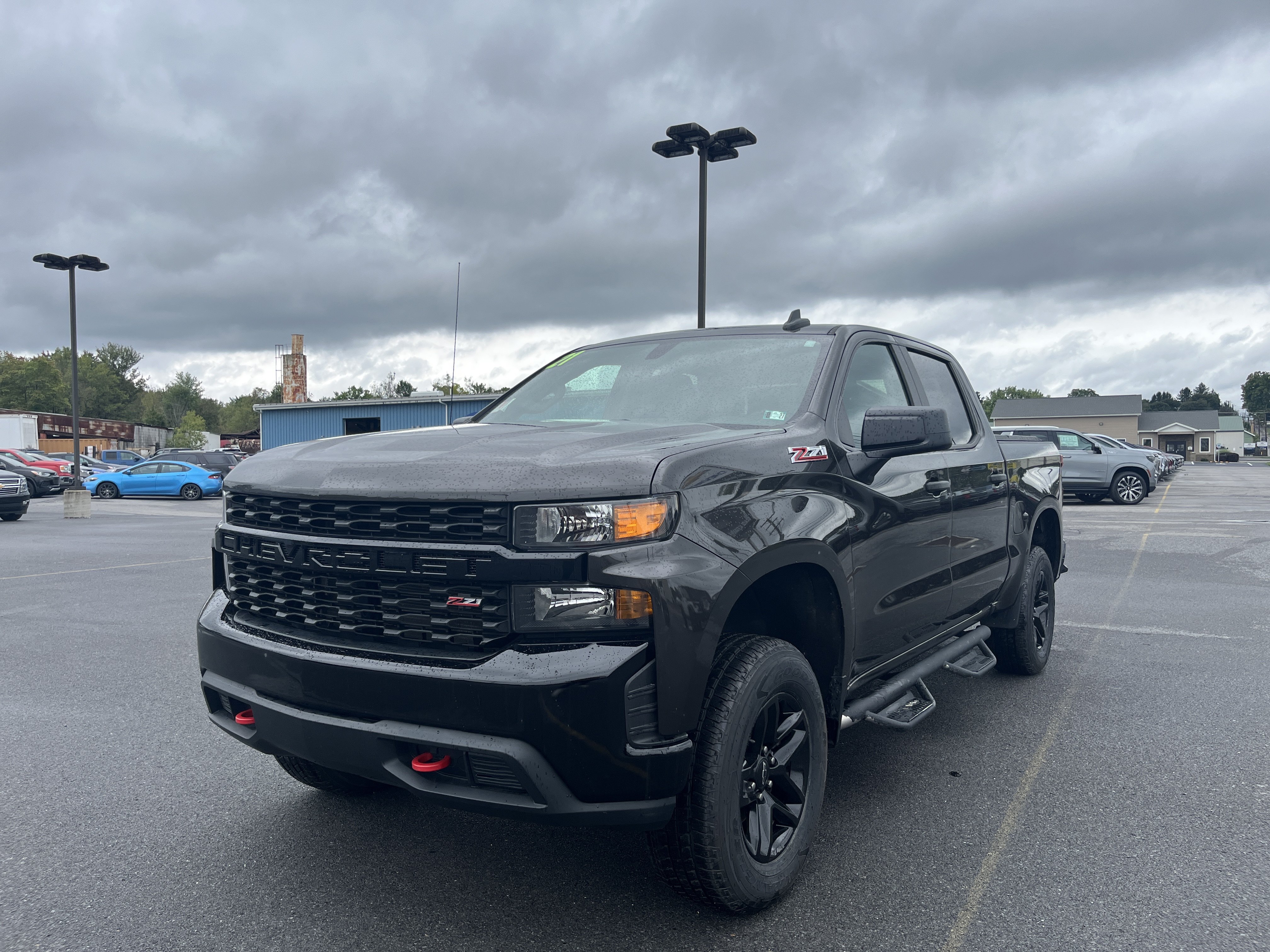 Used 2021 Chevrolet Silverado 1500 Custom Trail Boss AWD/4WD image 2