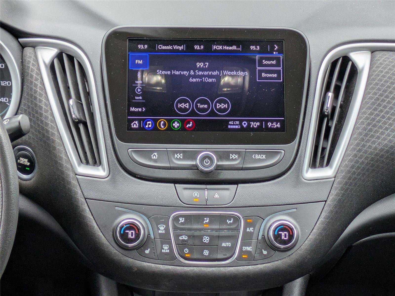 Used 2023 Chevrolet Malibu LT FWD image 19