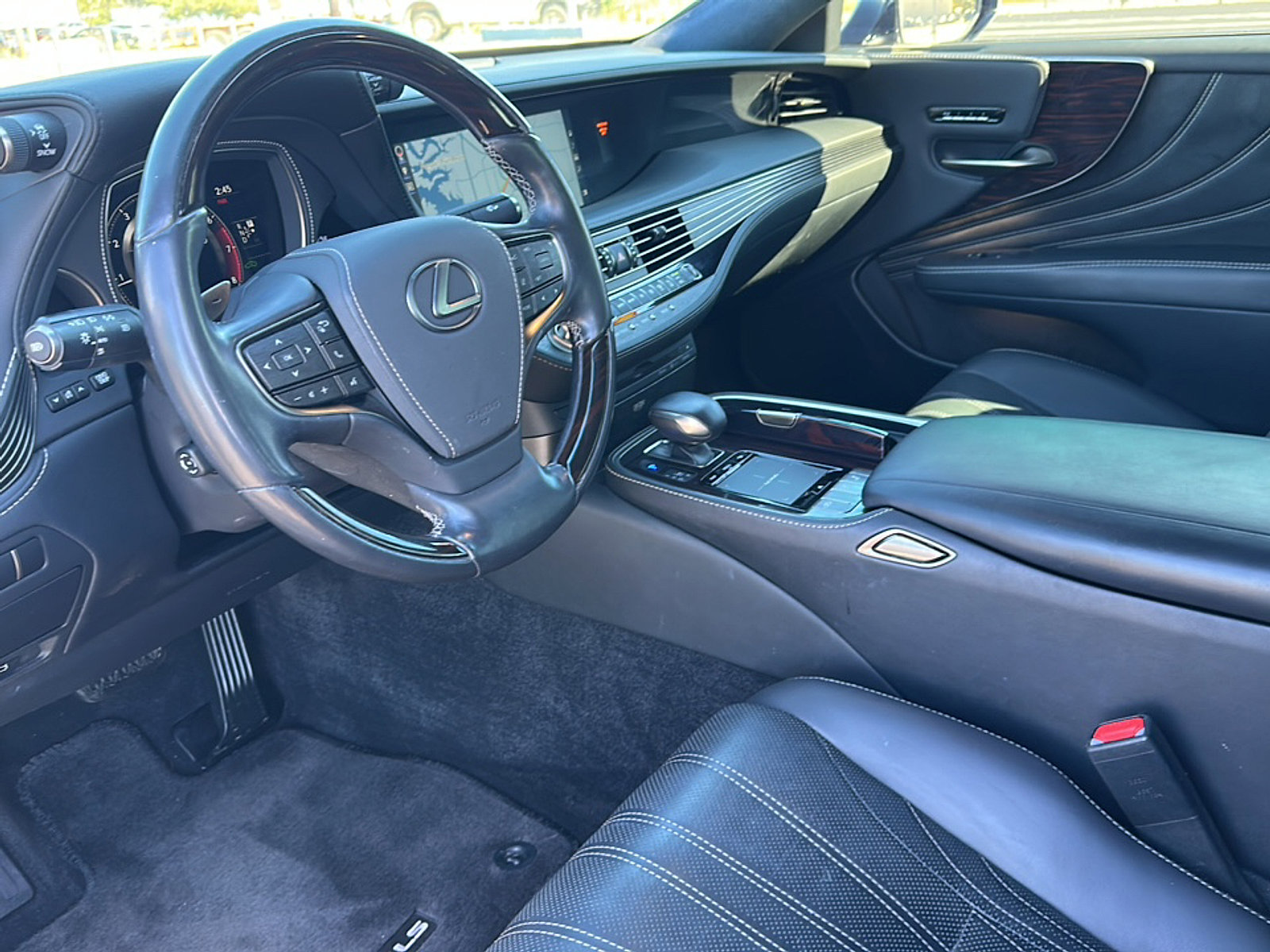 Used 2019 Lexus LS 500 image 12