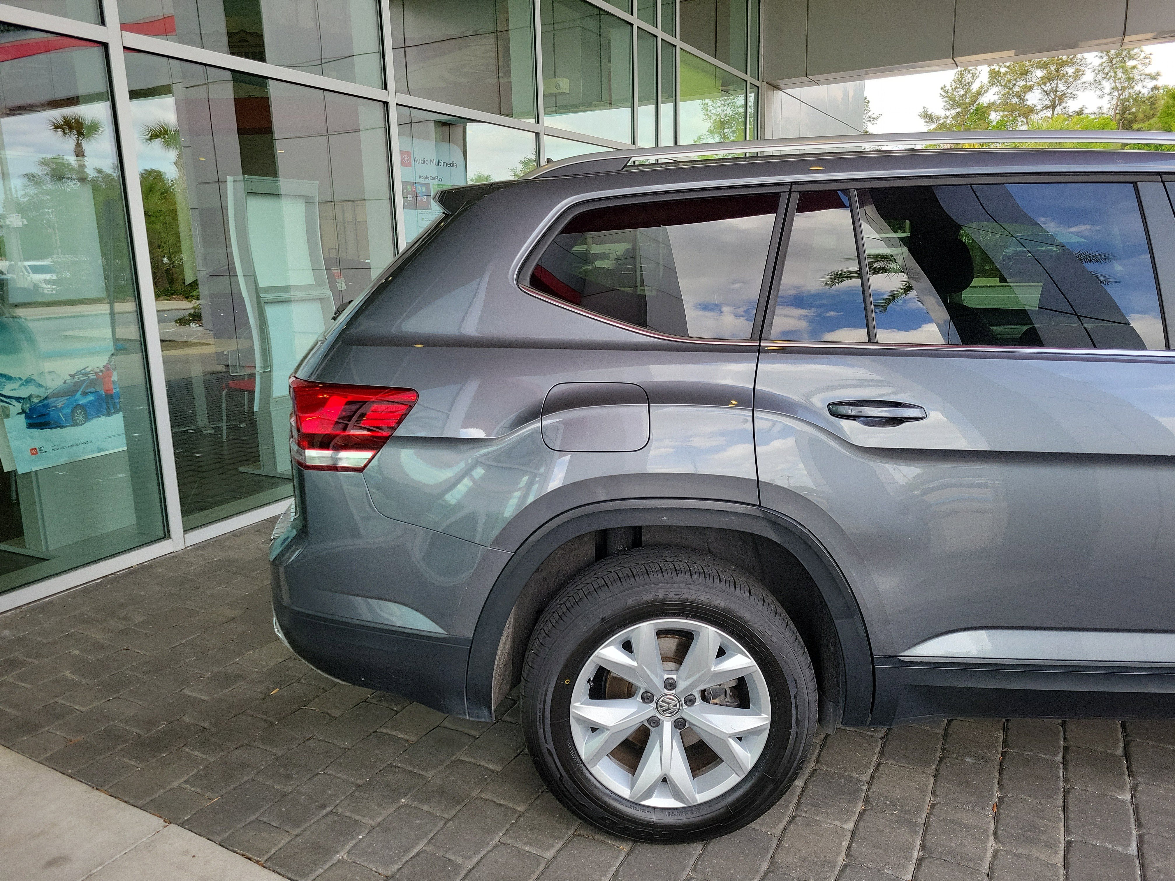Used 2019 Volkswagen Atlas SE image 6