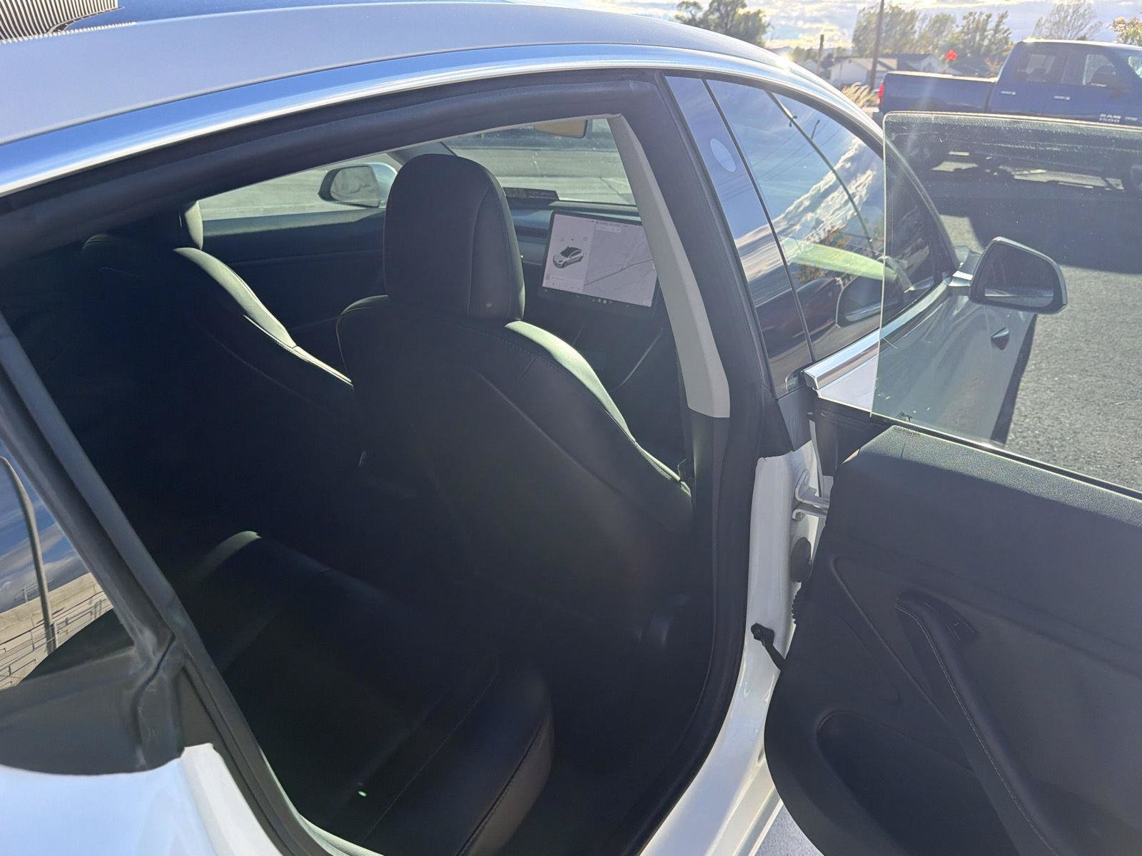 Used 2018 Tesla Model 3 Long Range RWD image 20