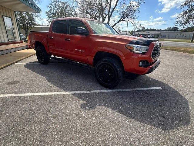 Used 2016 Toyota Tacoma SR5 w/ Towing Package RWD image 8