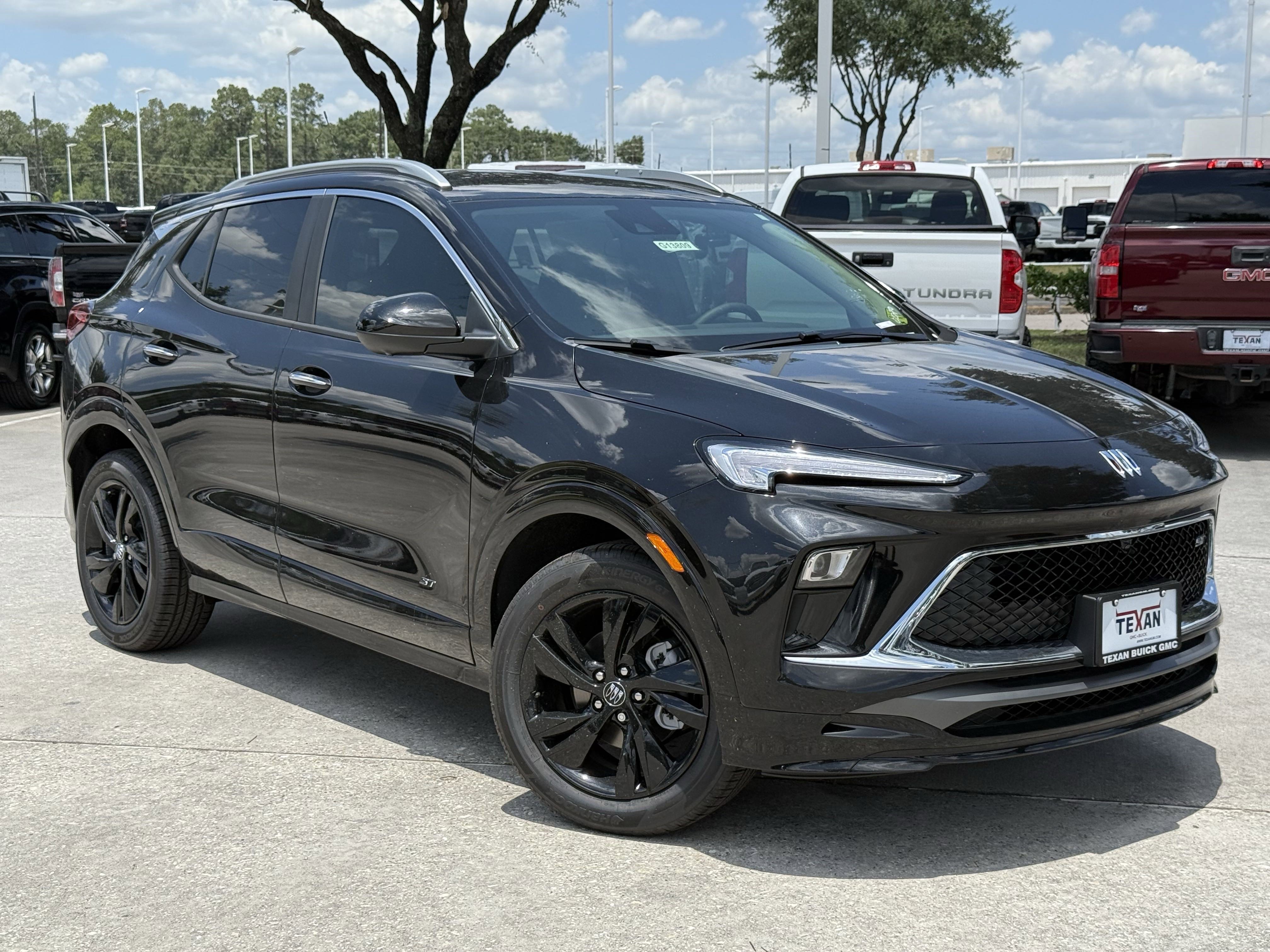 New 2026 Buick Encore GX Sport Touring w/ Advanced Technology Package image 2