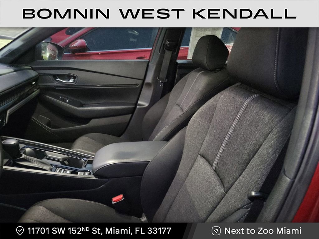 Used 2023 Honda Accord Sport image 9