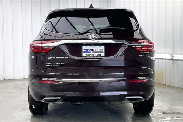 Used 2020 Buick Enclave Avenir w/ Avenir Technology Package AWD/4WD image 4